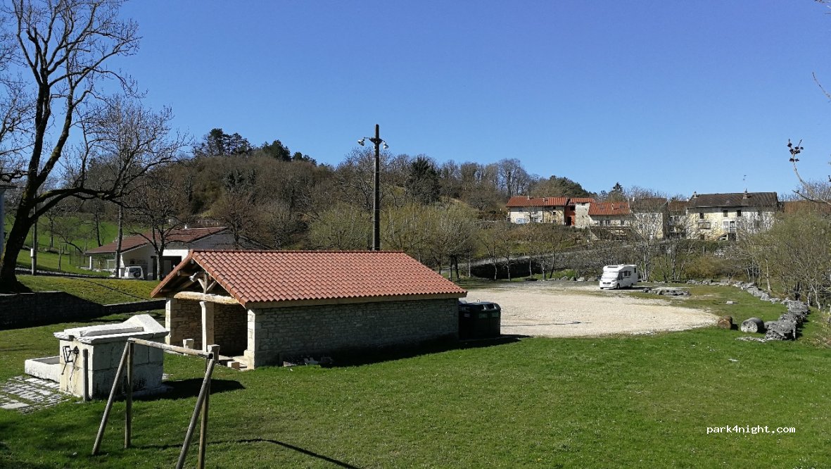 (01250) Grand-Corent - En Bourravier — foto