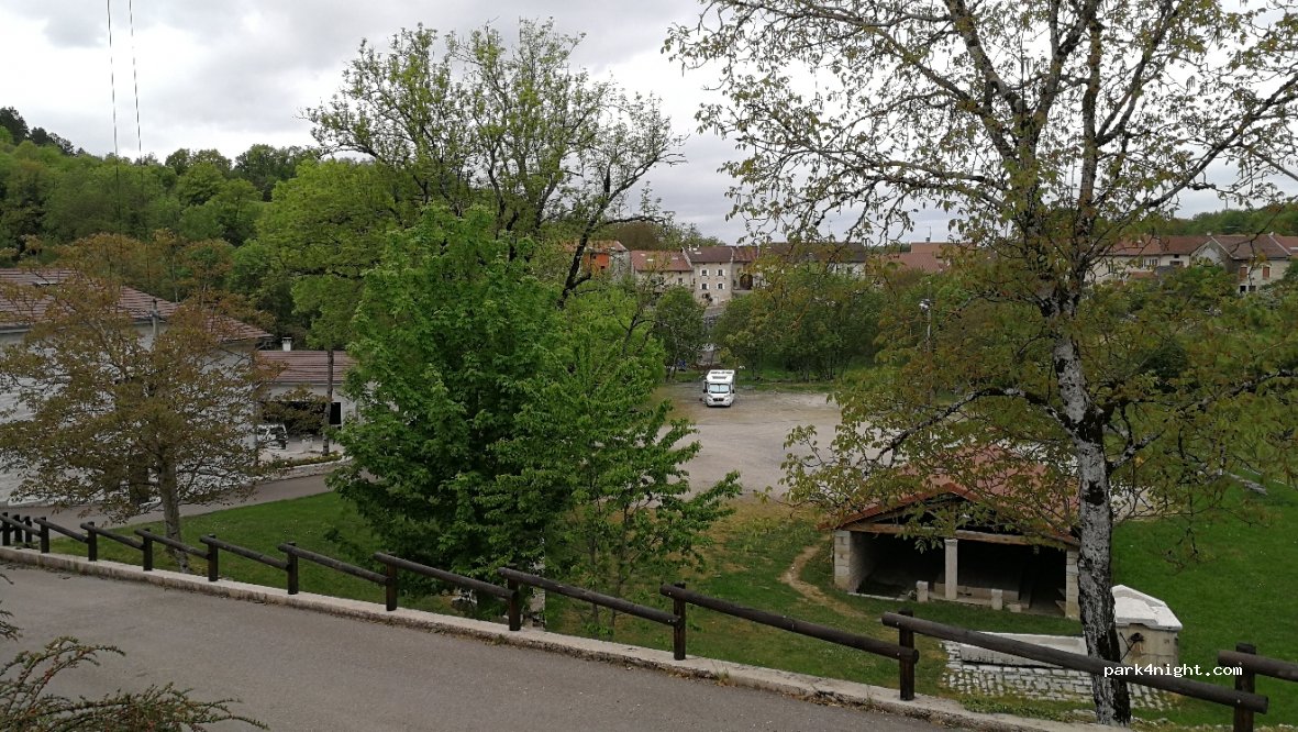 (01250) Grand-Corent - En Bourravier — foto 2