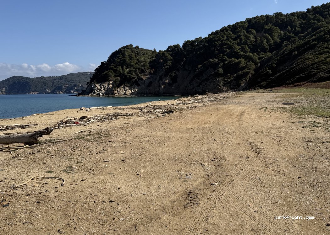 (37002) Achladias - Unnamed Road — foto