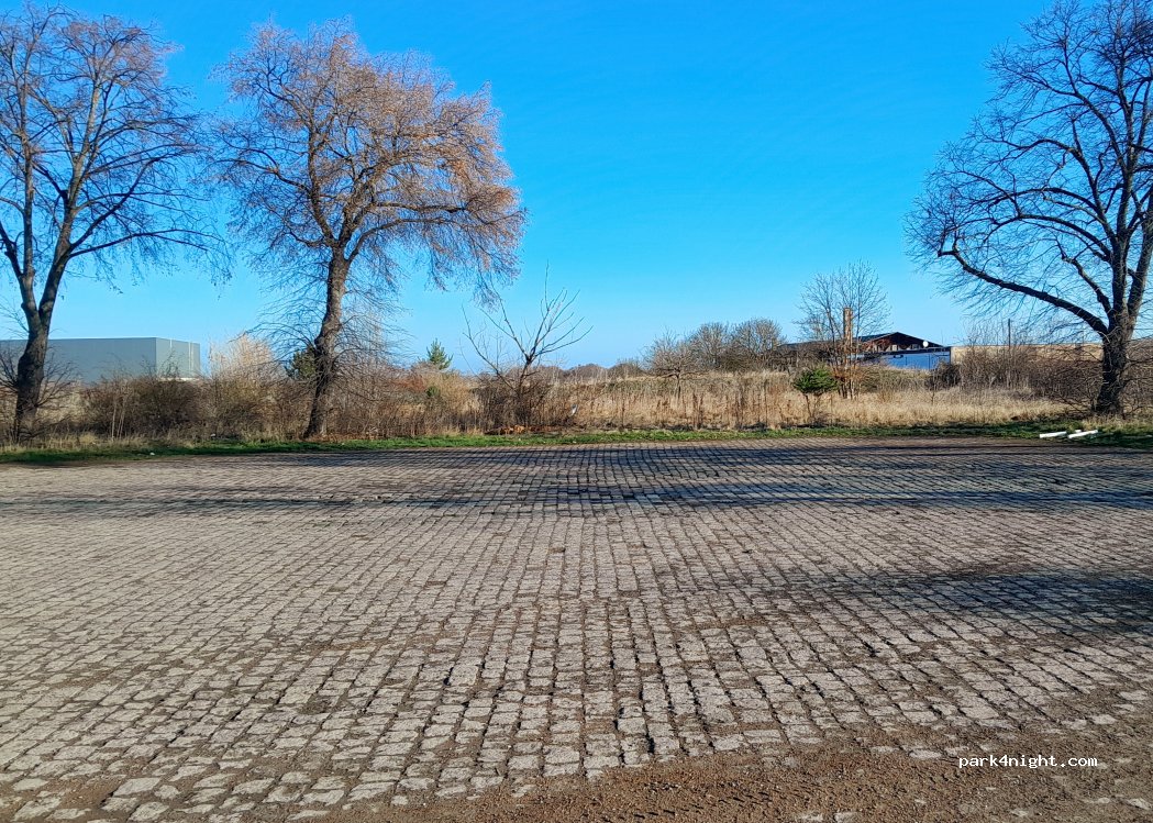 (99310) Arnstadt - Lindenplatz — foto