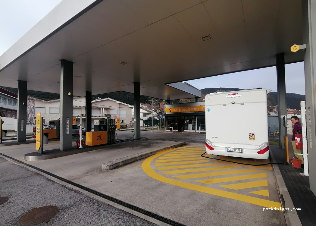 (2395 185) Minde - Avenida José António de Carvalho — foto