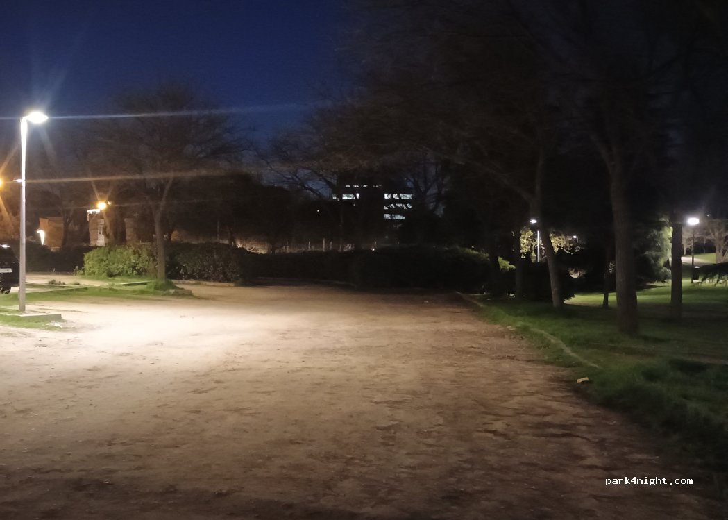 (28001) Madrid - Calle de las Peonías — foto 3