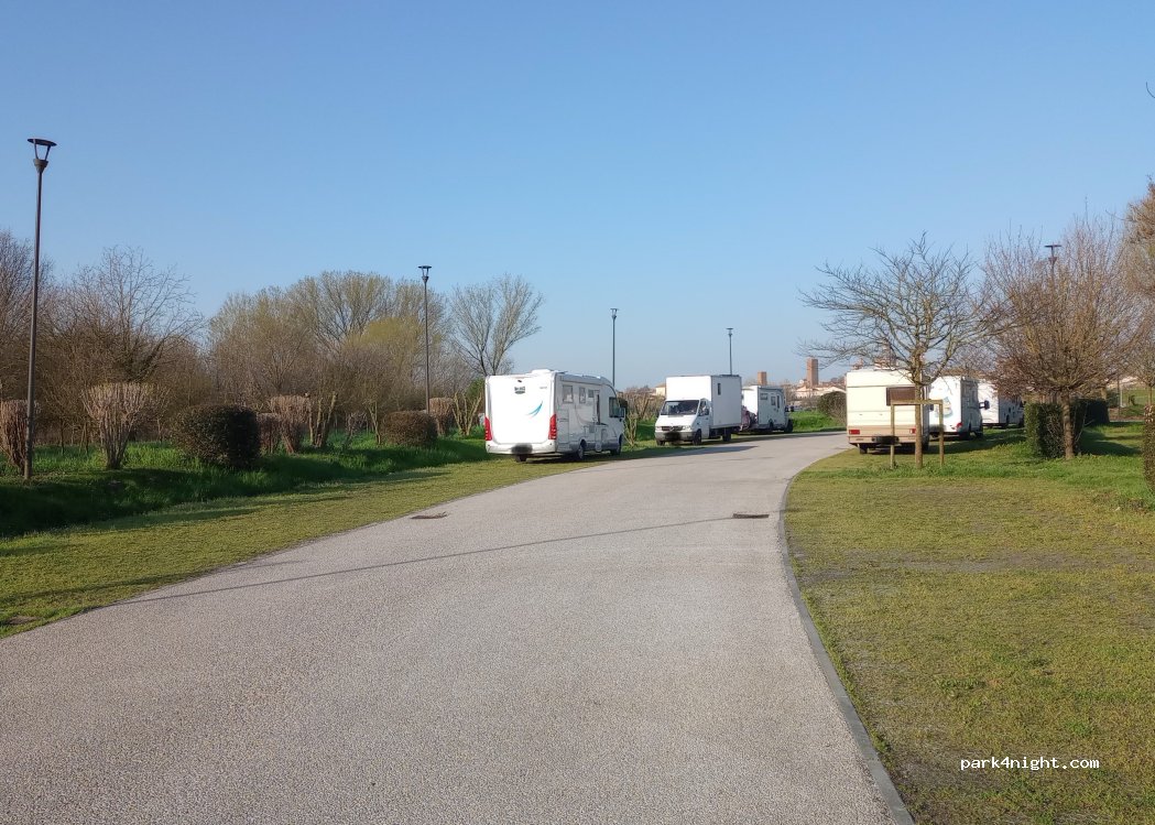 (46100) Mantua - Strada Cipata — foto 3