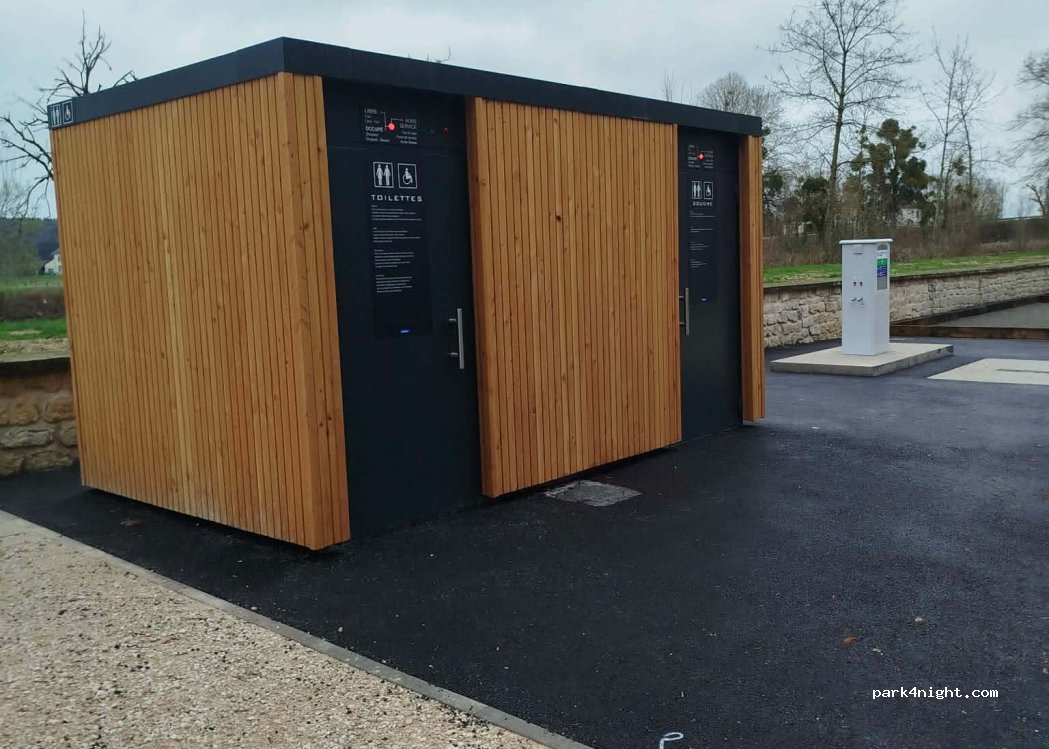 Aire de camping-car de Commercy (Meuse) — foto 2