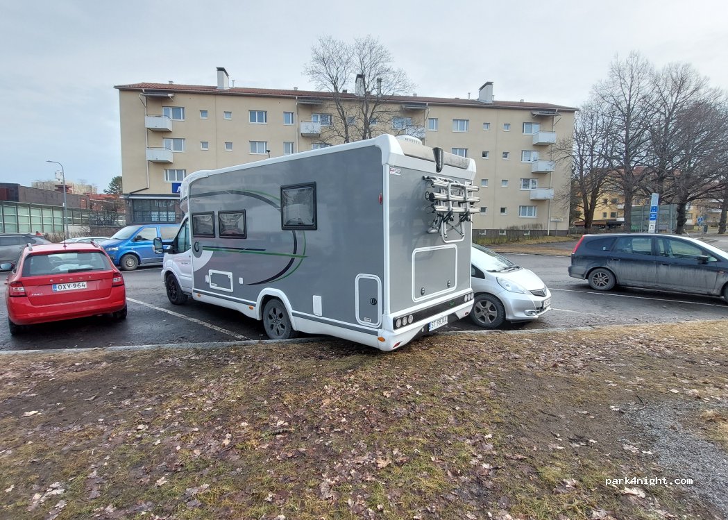 (33500) Tampere - Salhojankatu — foto