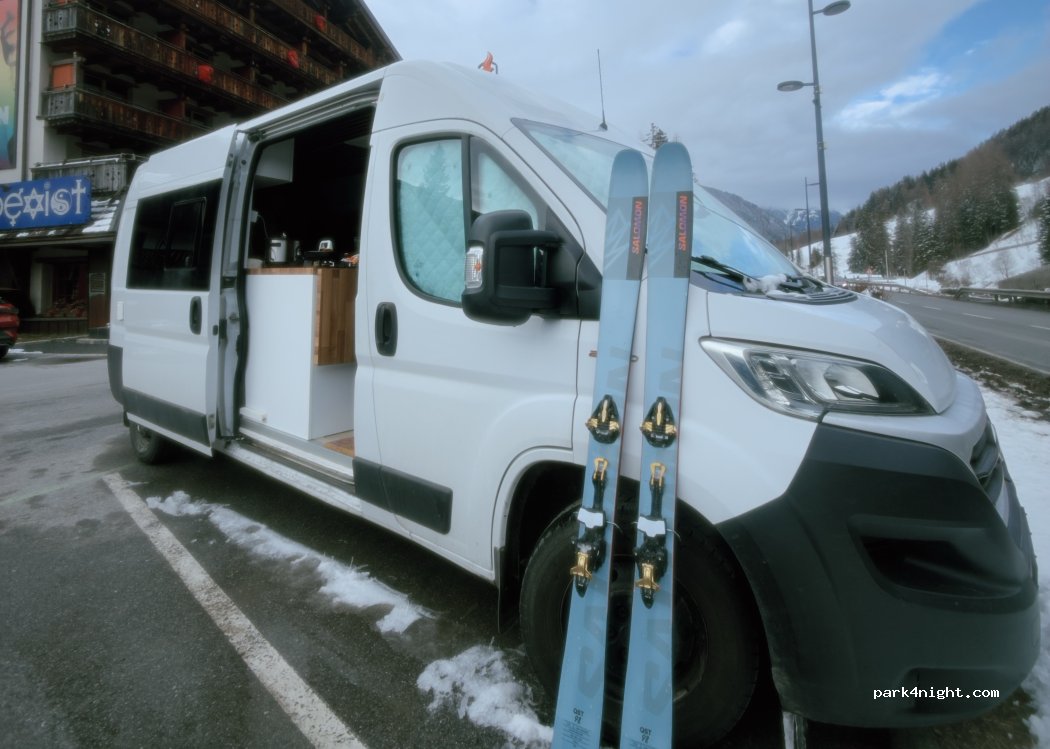 (6580) Gemeinde Sankt Anton am Arlberg - Arlbergstraße — foto