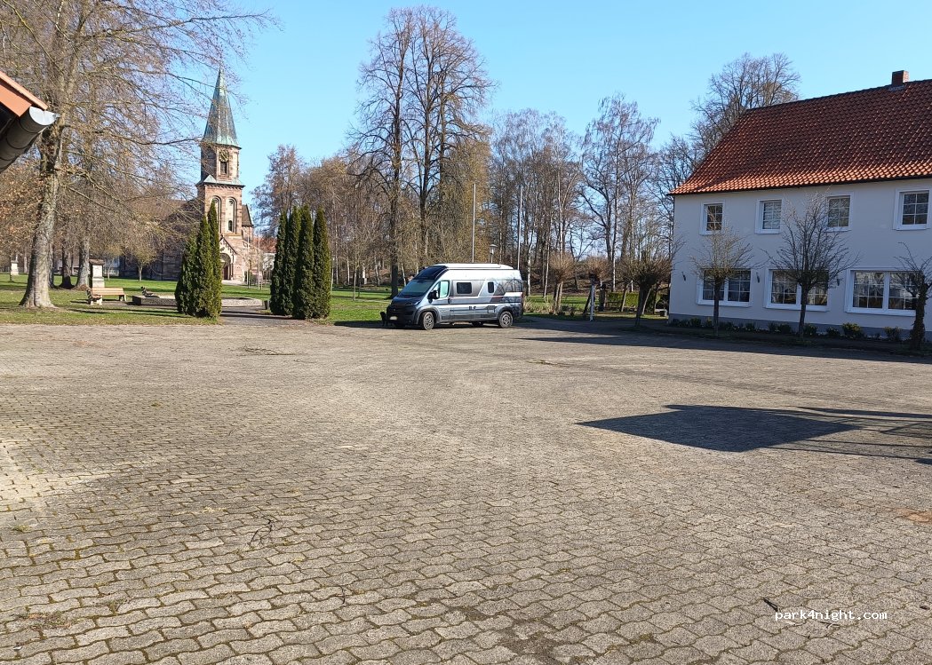 (37434) Rollshausen - Germershäuser Straße — foto 2
