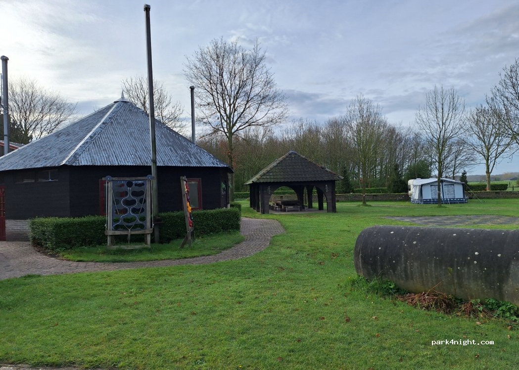 Camping 't Hofje van Hoog-Zuthem — foto 3