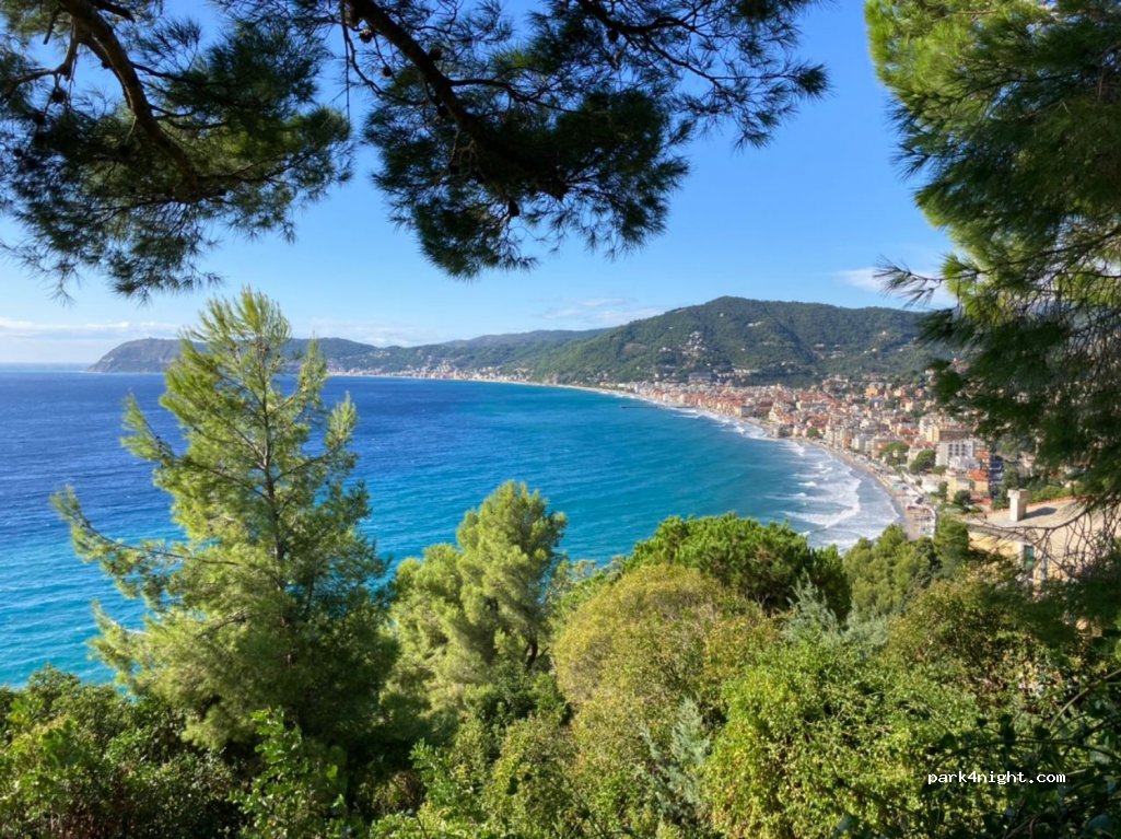 (17021) Alassio - 48 Strada Panoramica Santa Croce — foto 2