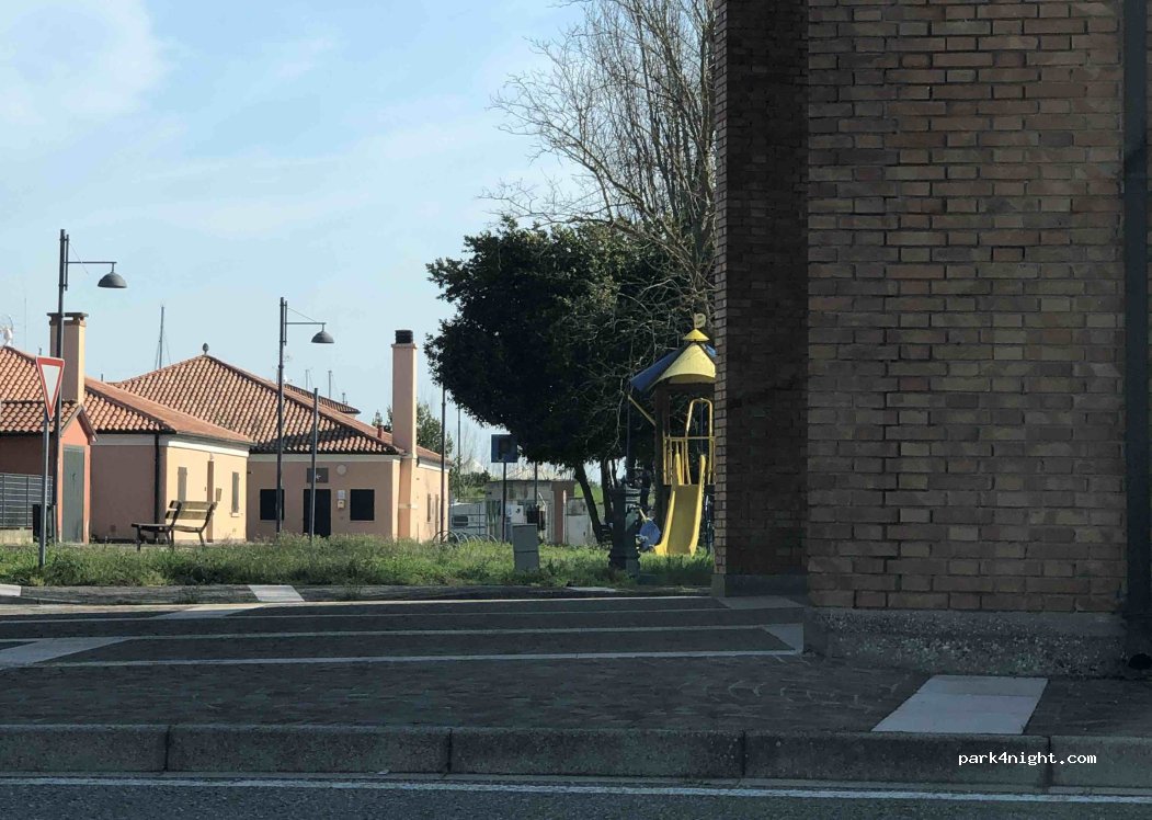 (45014) Porto Viro - Frazione Porto Levante — foto