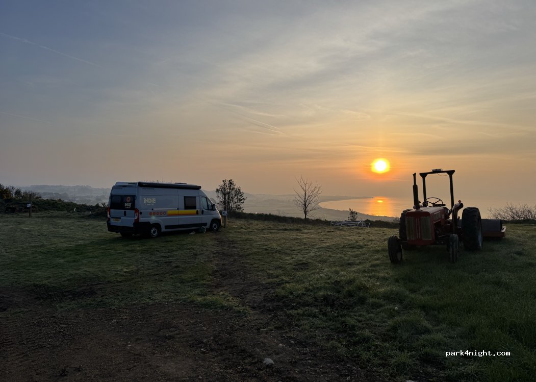 Allt Fawr Holidays, Caravan Park for your Touring Caravans & Motorhomes — foto
