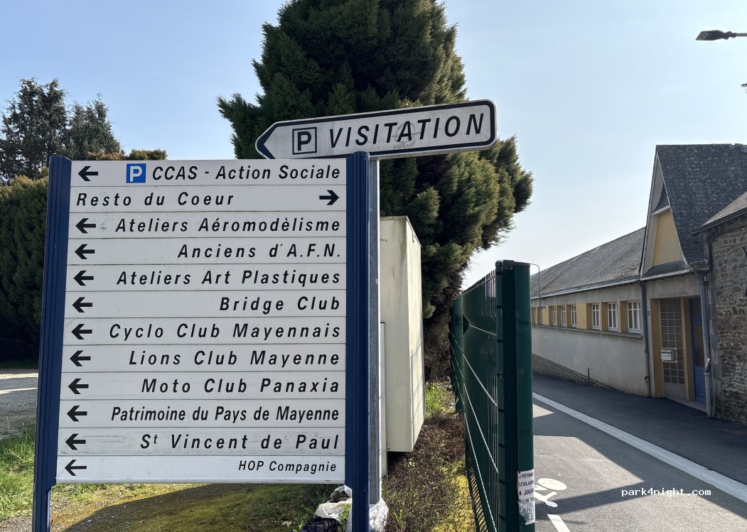 (53100) Mayenne - Rue de la Visitation — foto 2