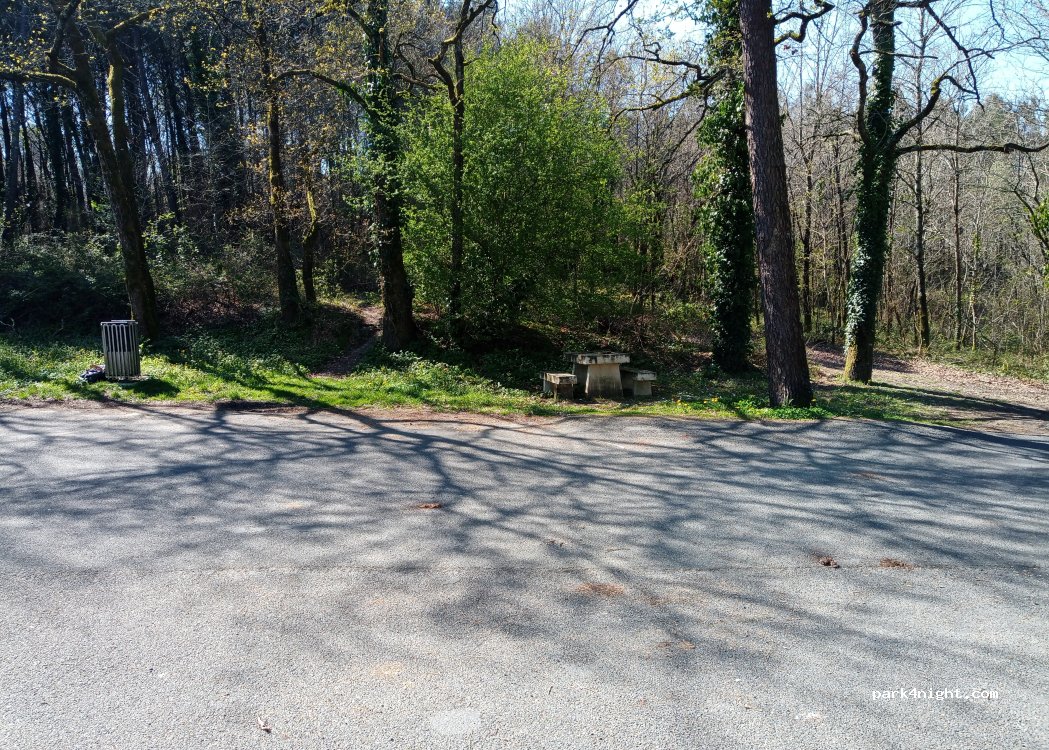 (16480) Chillac - Rte de Barbezieux — foto 2