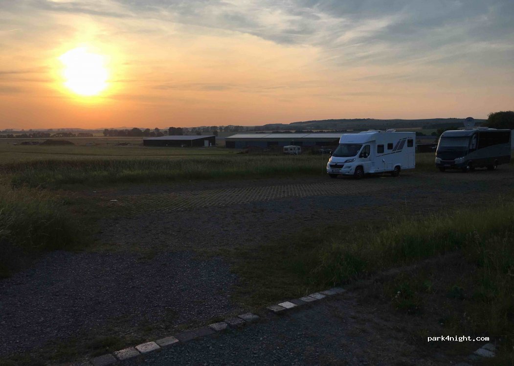 Wohnmobilstellplatz am Verkehrslandeplatz Ballenstedt — foto 2