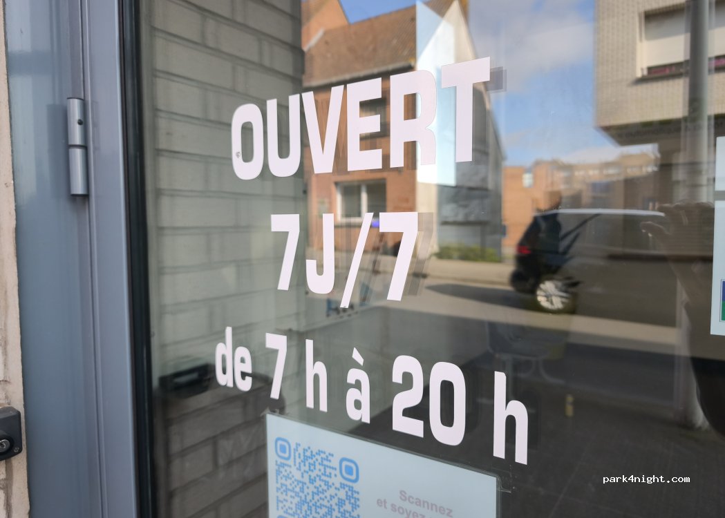 (59760) Grande-Synthe - Avenue René Carême — foto