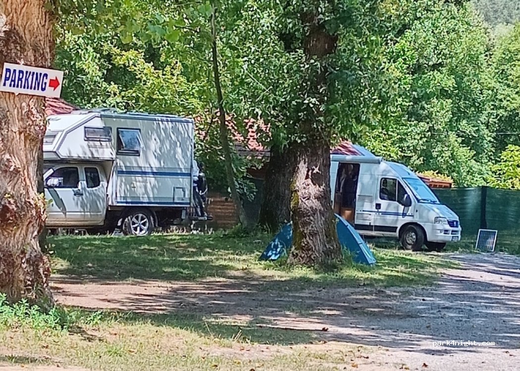 Kamp-Odmaralište Topole — foto