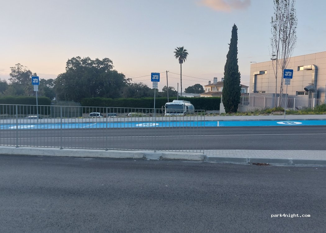 (2970-305) Castelo - Unnamed Road — foto
