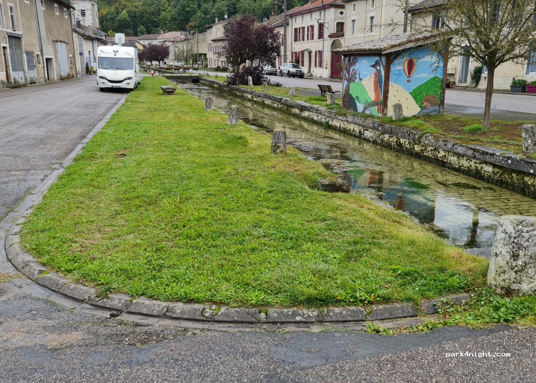 (55140) Maxey-sur-Vaise - 2-14 Rue de Champougny — foto