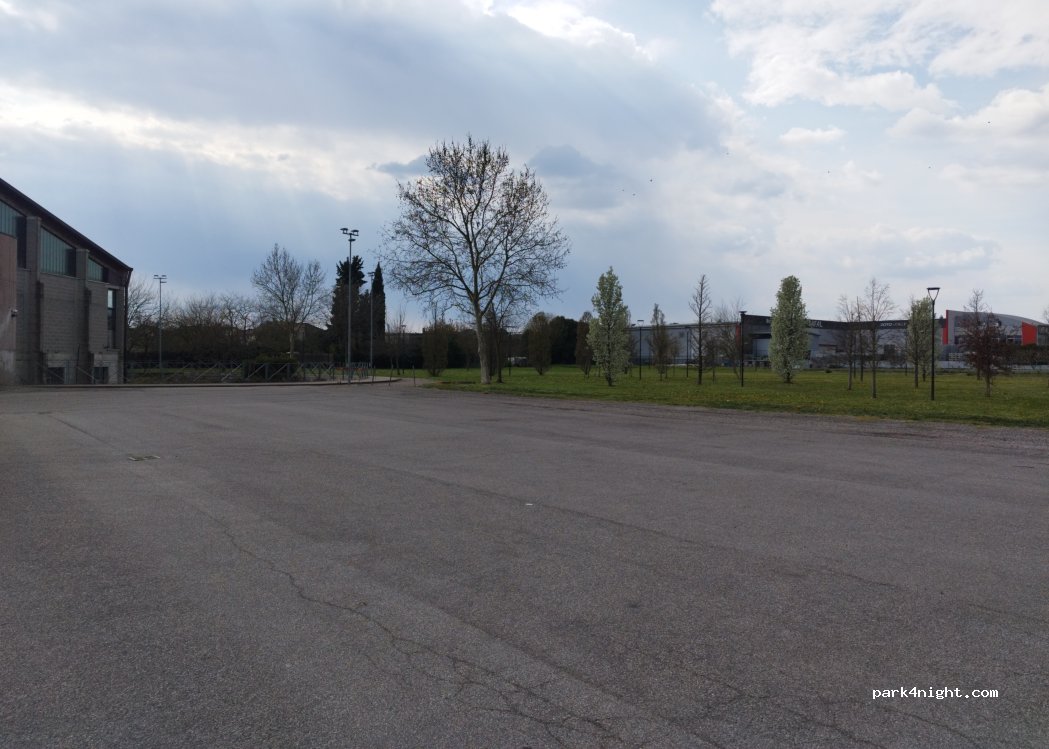(37069) Villafranca di Verona - Via Edmondo De Amicis — foto 3