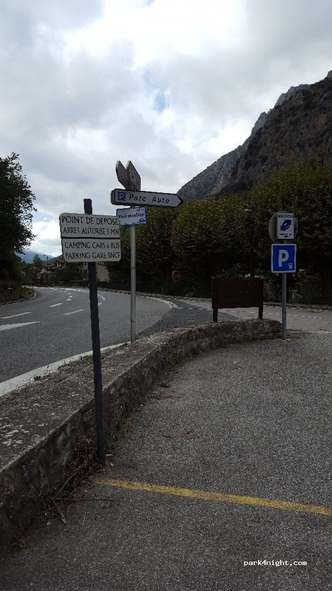 (66820) Villefranche-de-Conflent - 2 Rue Saint-Jean — foto 2