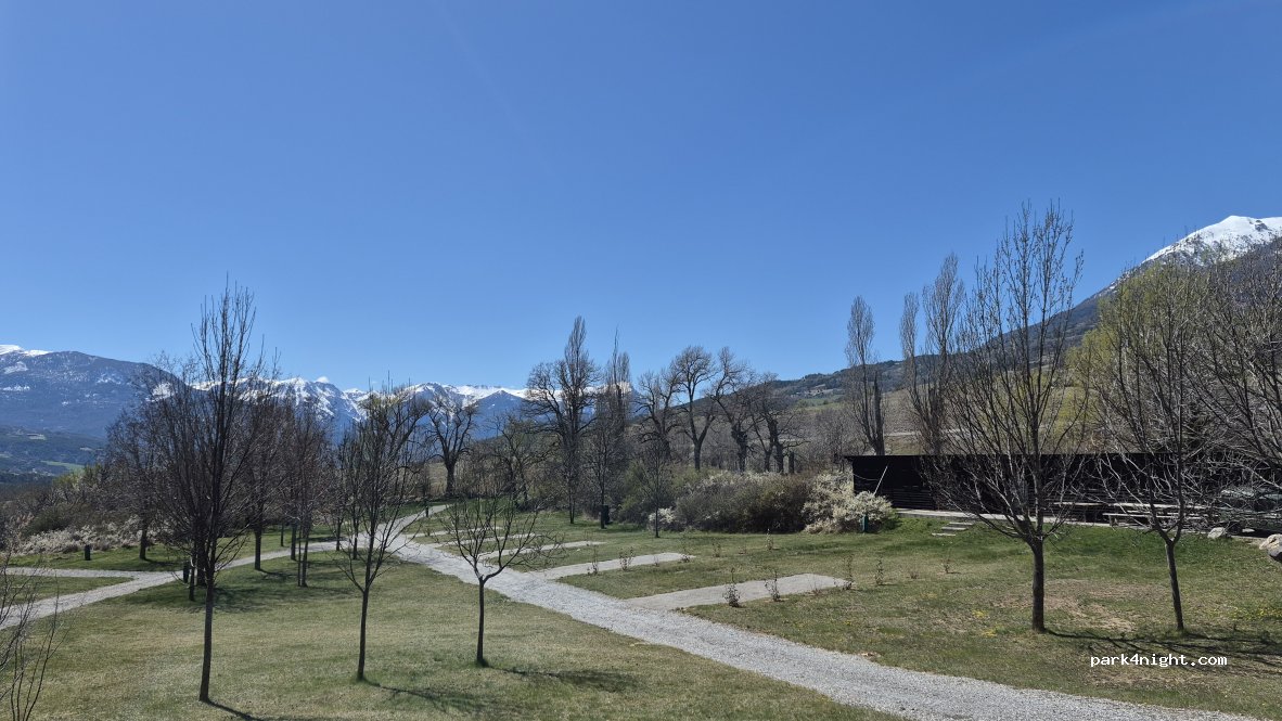 Le Domaine des Ecrins accueil camping car — foto 5