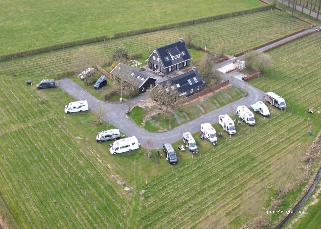Camperplaats Voorst — foto