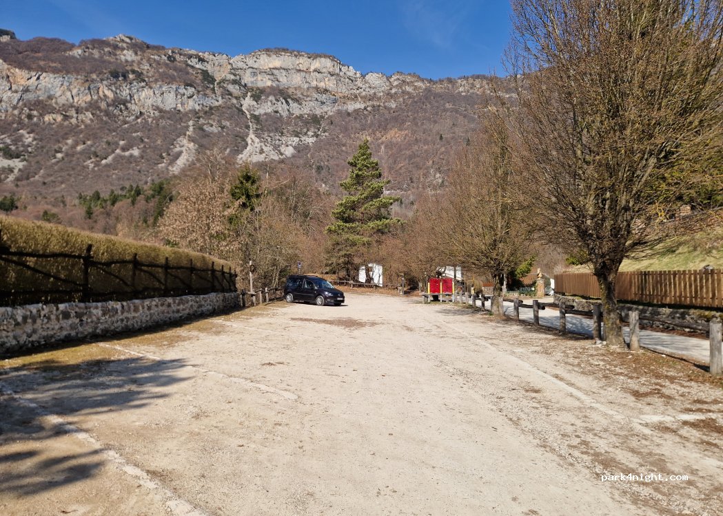 (38060) Villa Lagarina - Strada Provinciale del lago di Cei — foto