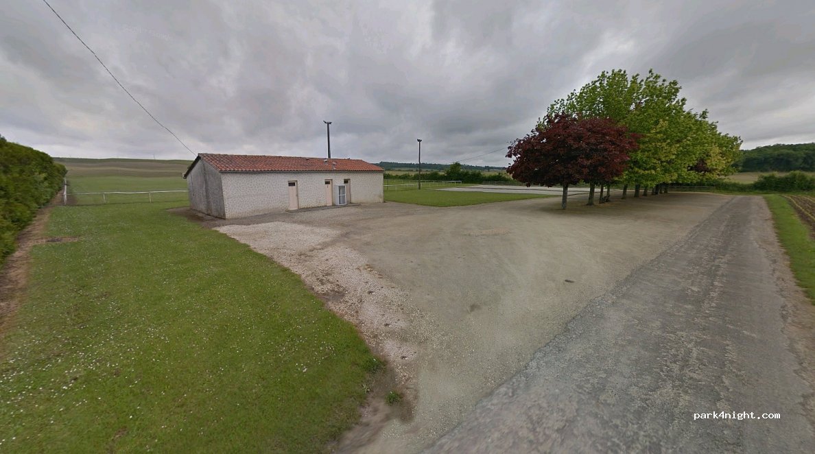 (16360) Reignac - Les Groies — foto