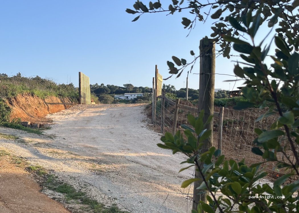 (8670-130) Aljezur - Rua da Barrada — foto
