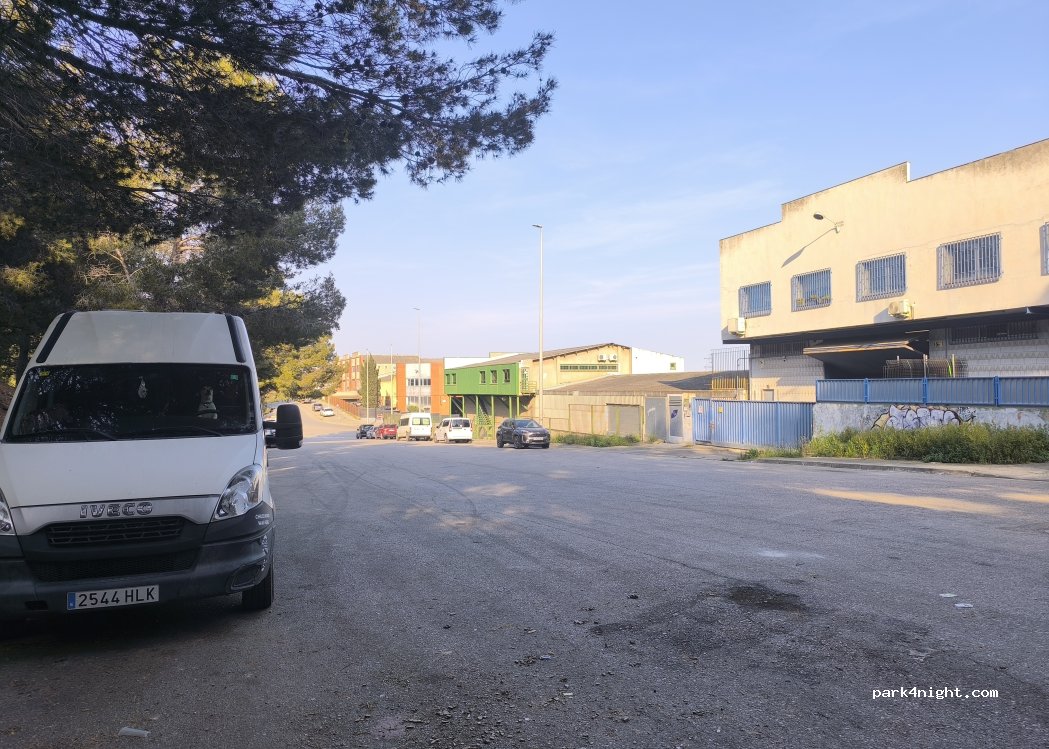 (08830) Sant Boi de Llobregat - Avinguda de la Torre de la Vila — foto 3