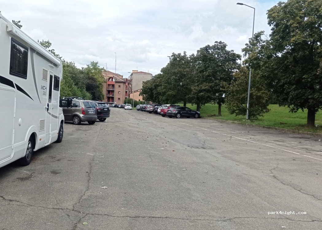 (43125) Parma - 4 Via Giovanni Pascoli — foto