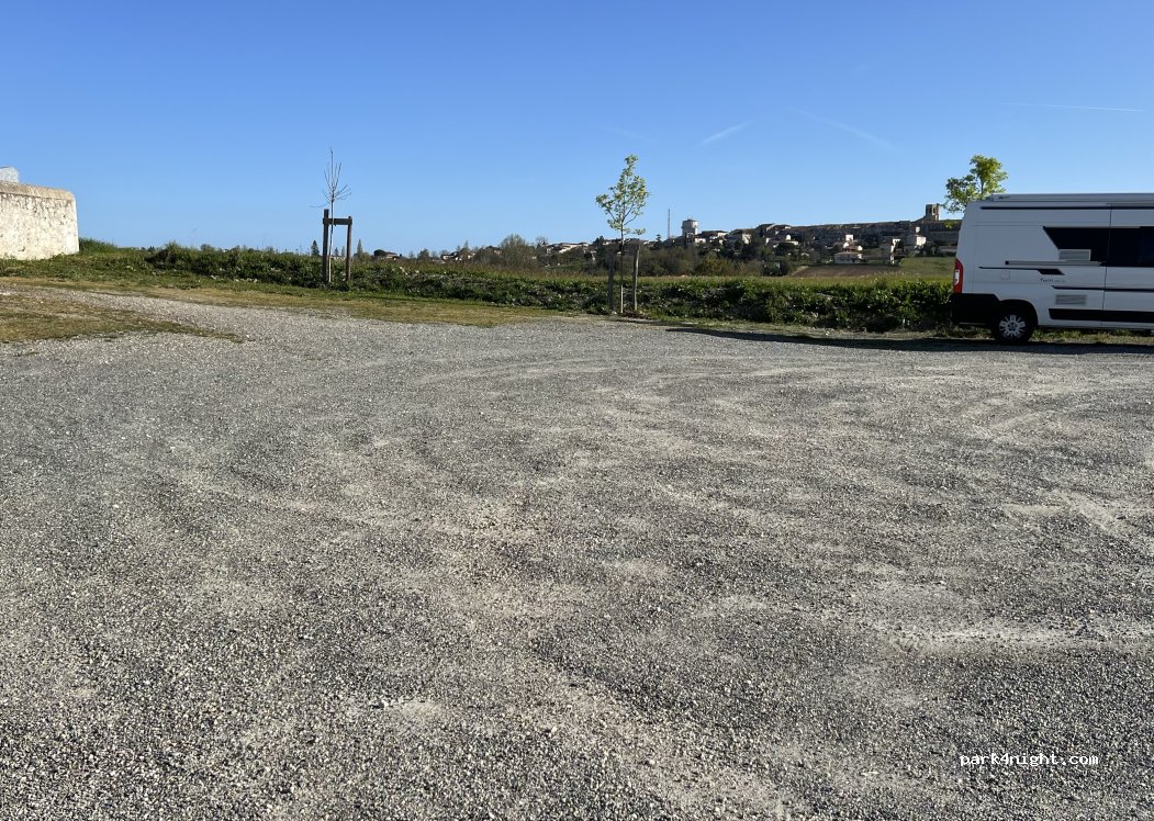 (47310) Laplume - Rte de Cazaux — foto