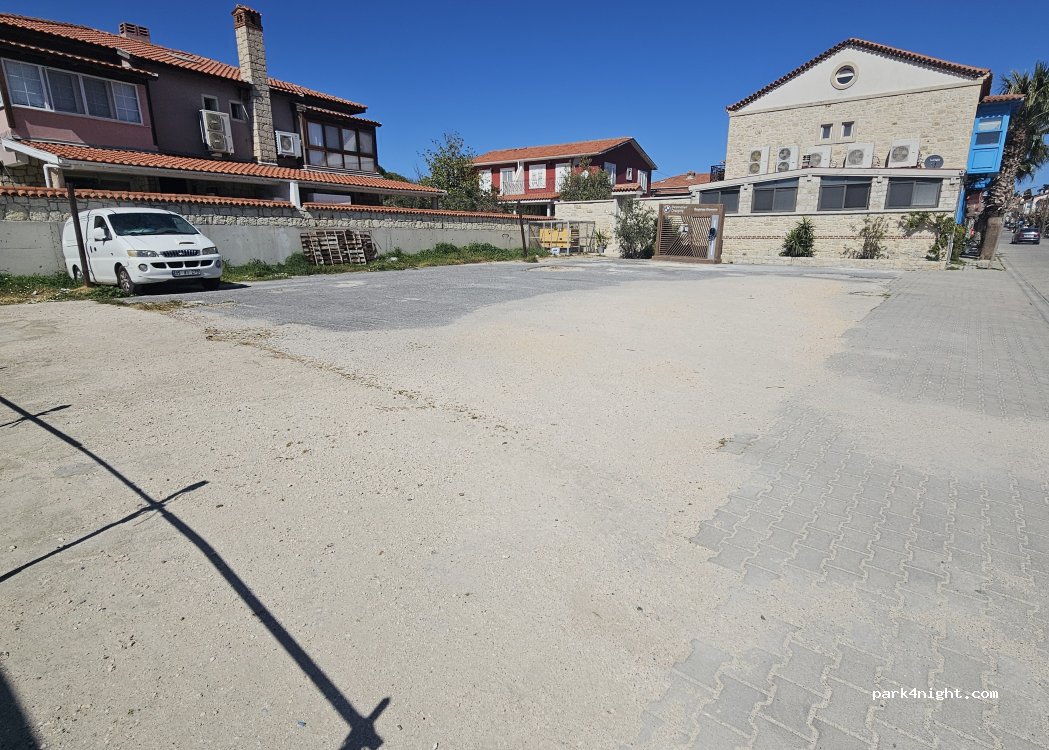 (35937) Alaçatı Mahallesi - Cumhuriyet Caddesi — foto