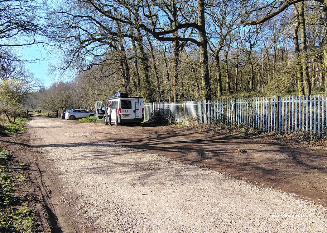 (NG20 9PE) Mansfield - Netherfield Lane — foto