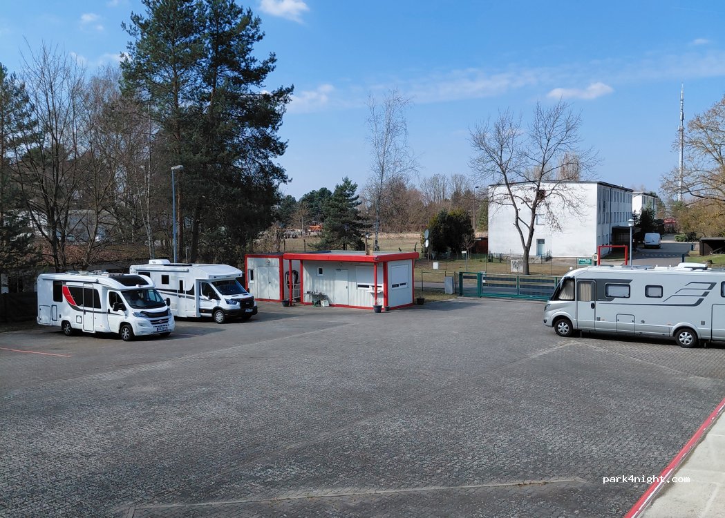 Wohnmobilstellplatz Storkow — foto