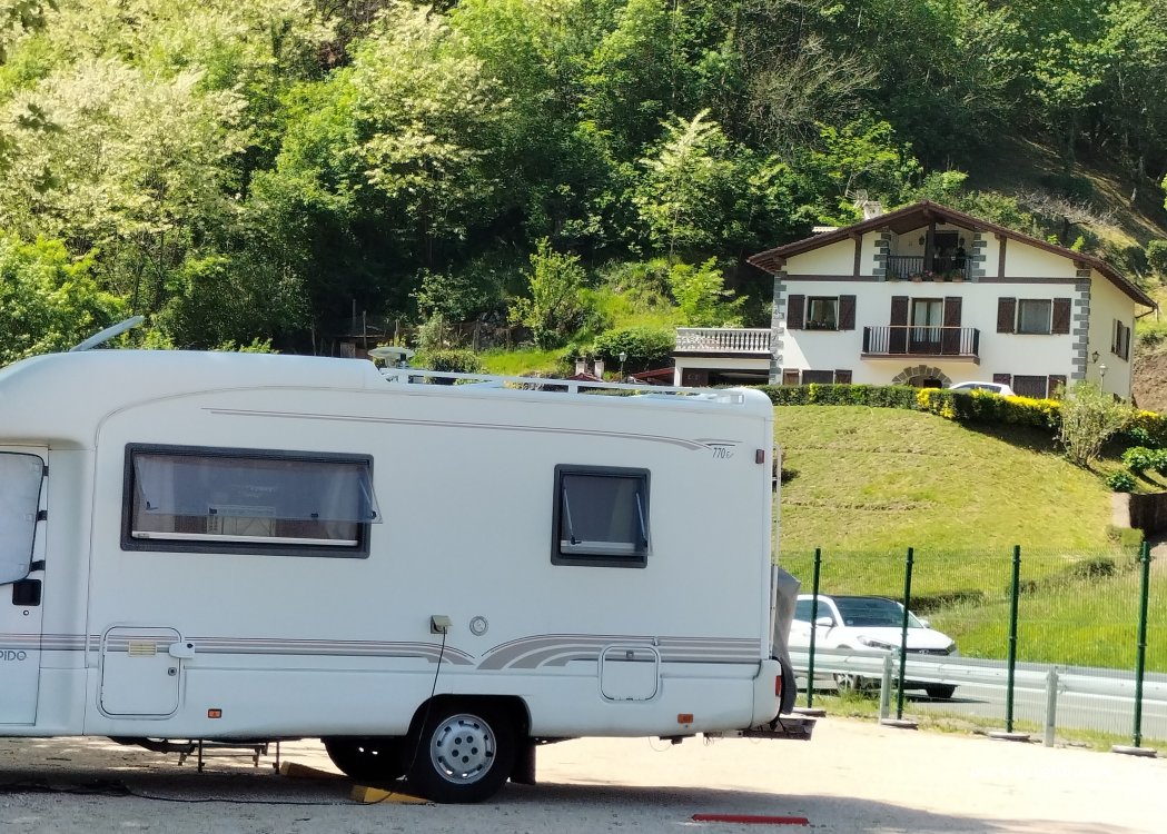 Área de autocaravanas de Lesaka (Navarra) — foto 3