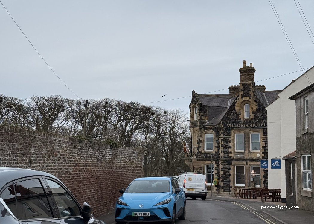 (NE69 7BS) Bamburgh - Lucker Road — foto
