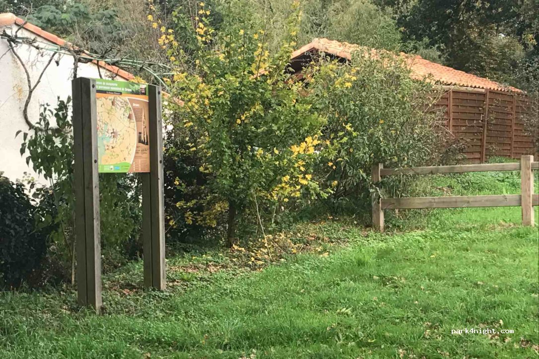 (44830) Brains - 17 La Proutière — foto 3