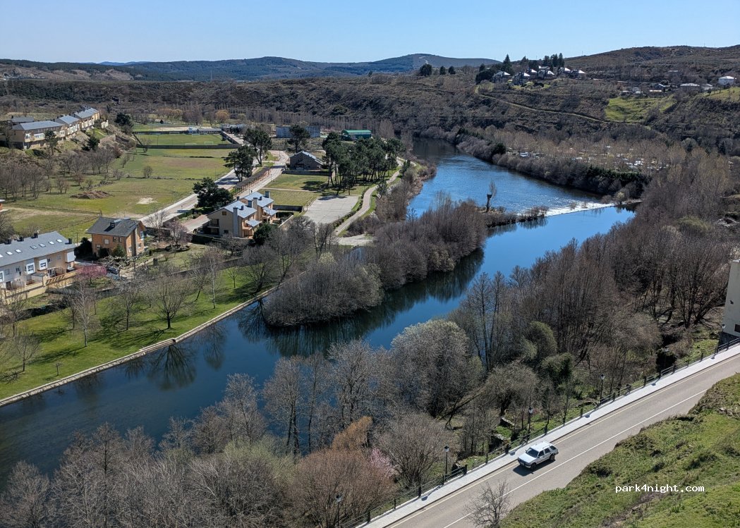 Área de Autocaravanas de Puebla de Sanabria — foto 3