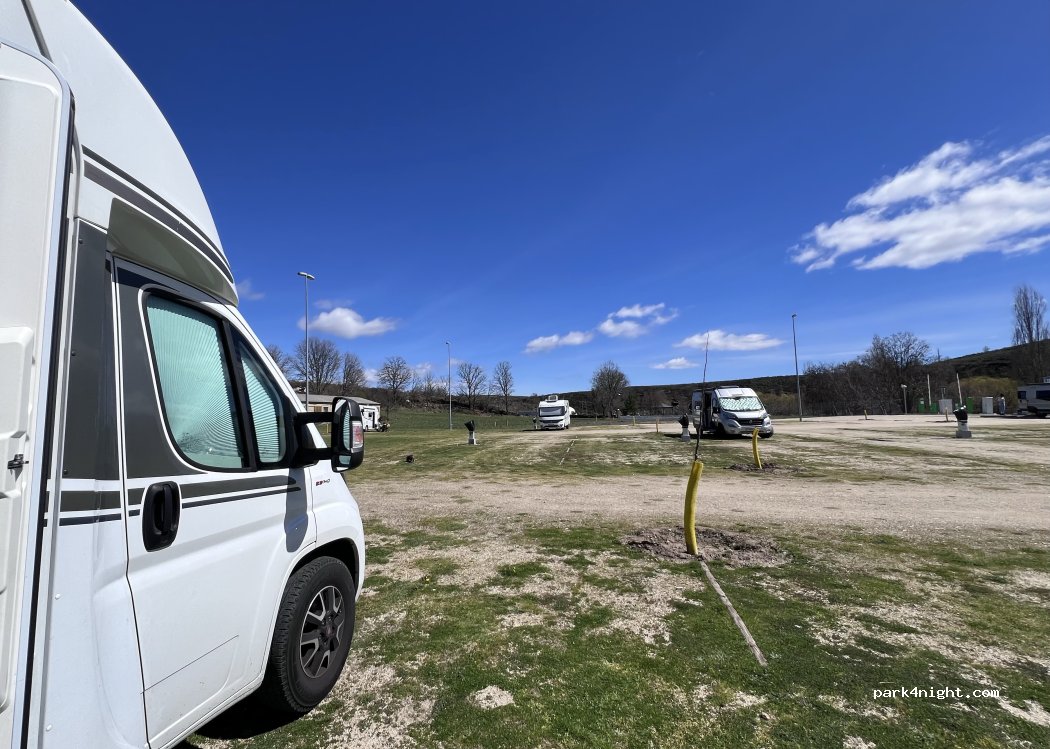 Área de Autocaravanas de Puebla de Sanabria — foto 5