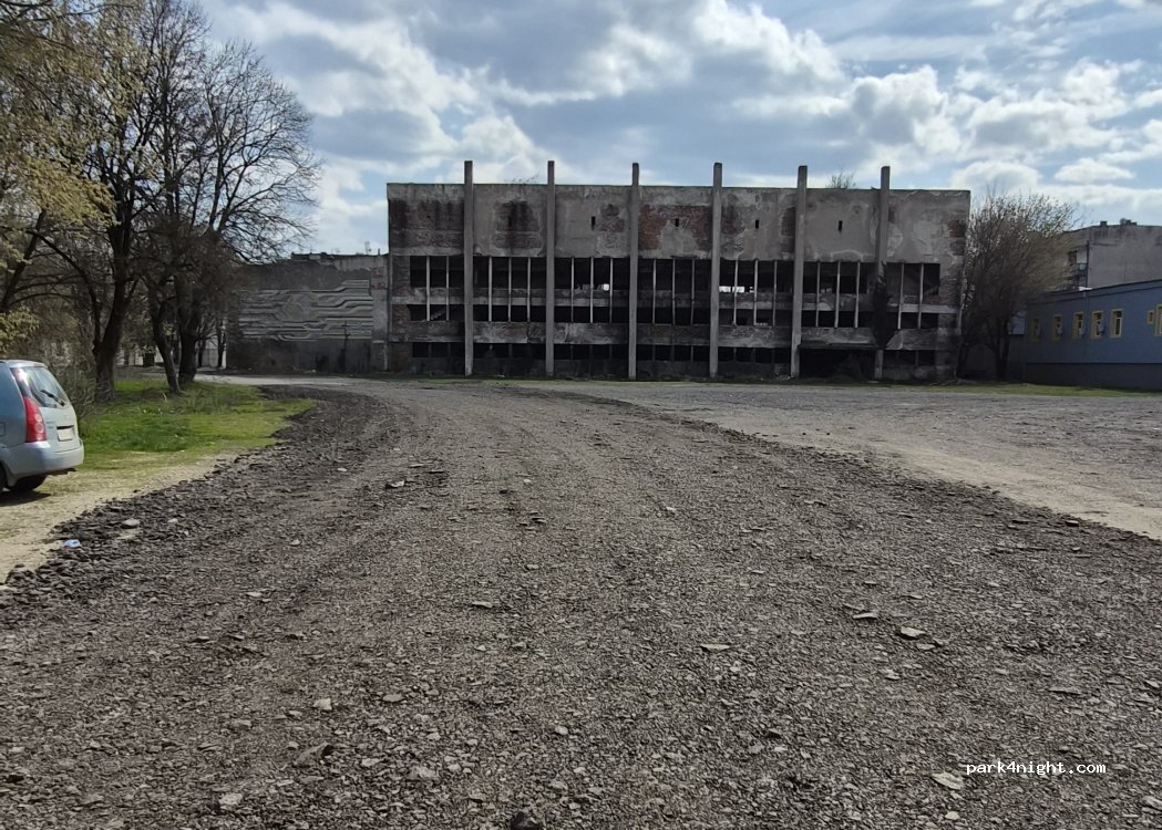 (3600) Lom - ul. Rakovski — foto 2