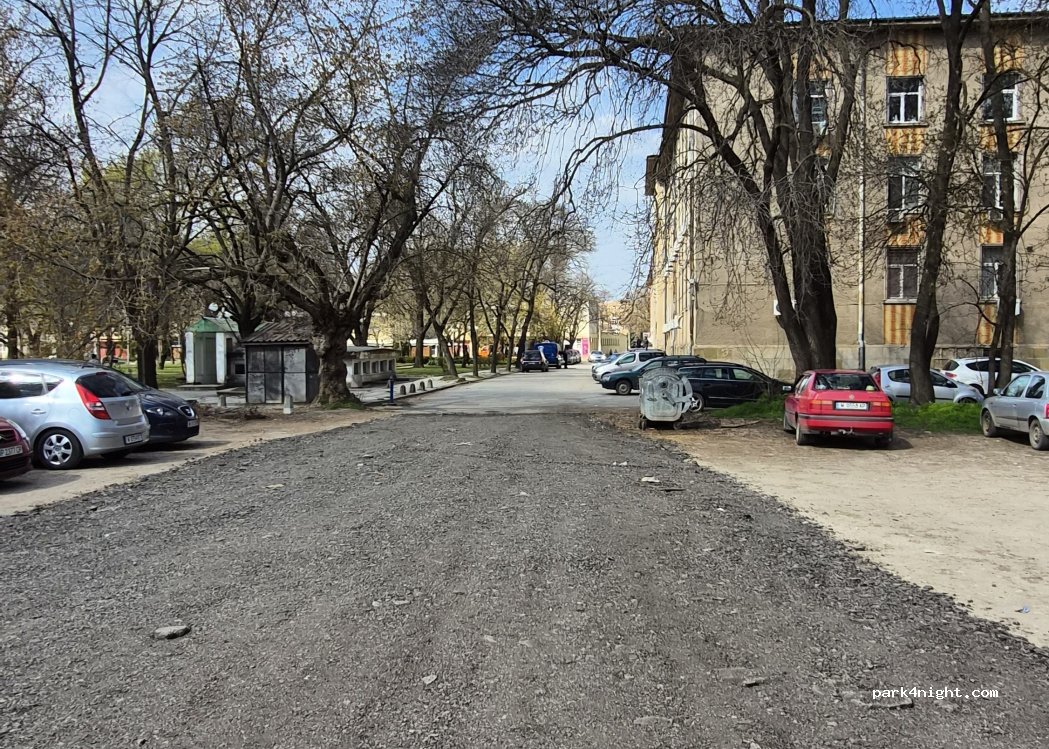 (3600) Lom - ul. Rakovski — foto 3