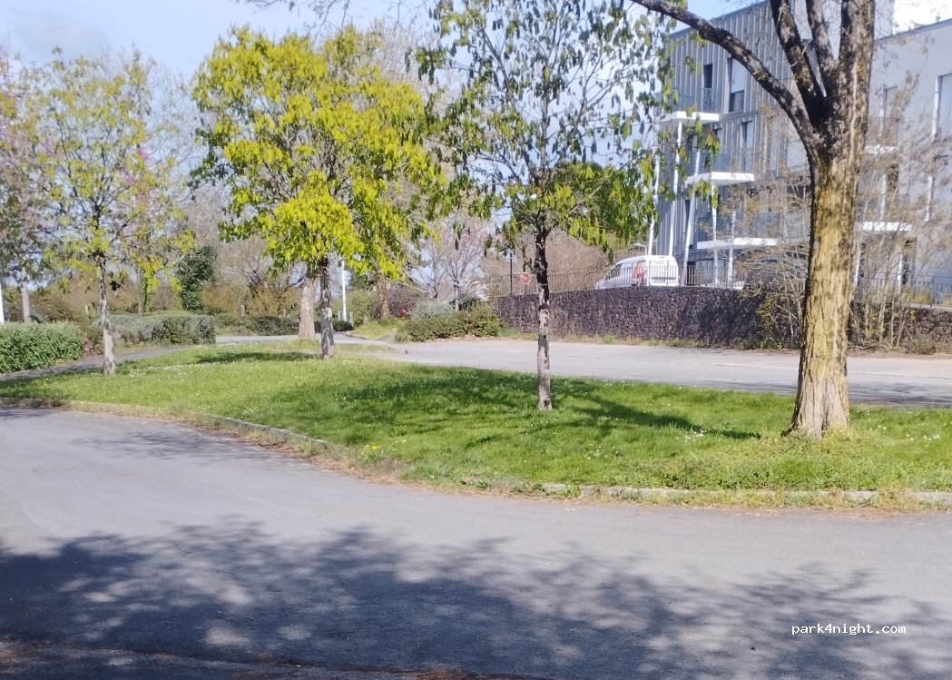 (44800) Saint-Herblain - Rue de la Lozère — foto 2
