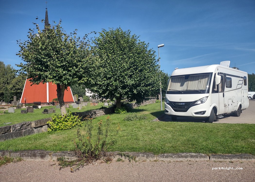 (372 77) Backaryd - Värendsvägen 34 — foto