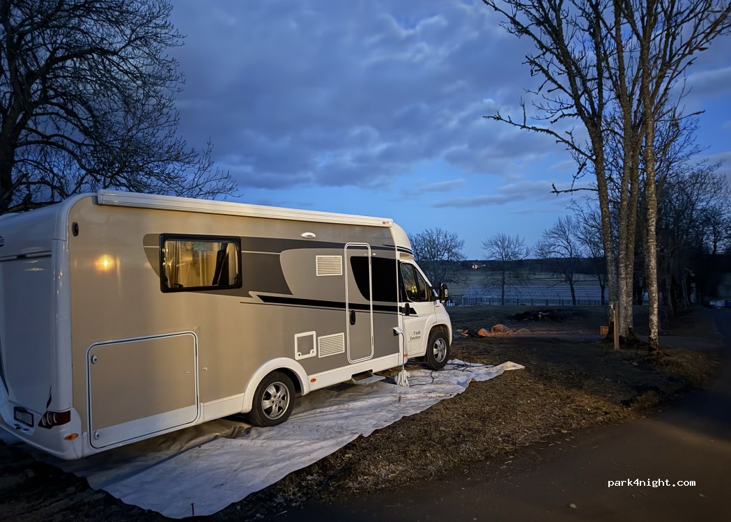 (741 92) Vassunda - Alsike prästgård 15 — foto