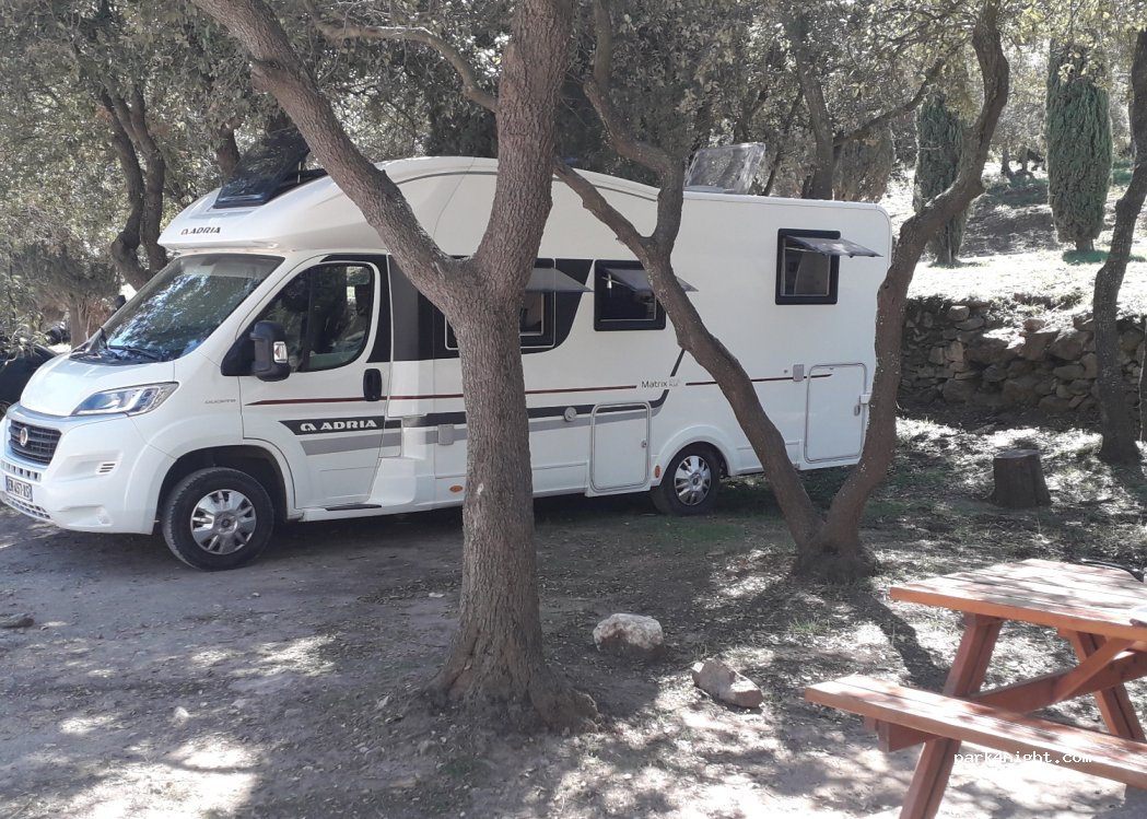(11100) Narbonne - Chemin de Fontfroide — foto 2
