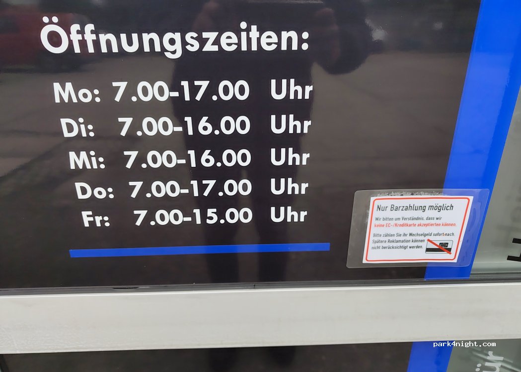 (01558) Großenhain - An der Turnhalle — foto