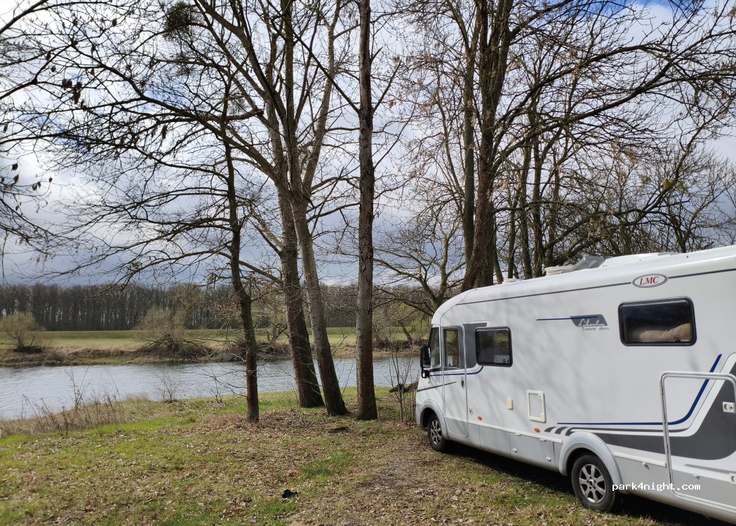 (39217) Schönebeck (Elbe) - Unnamed Road — foto