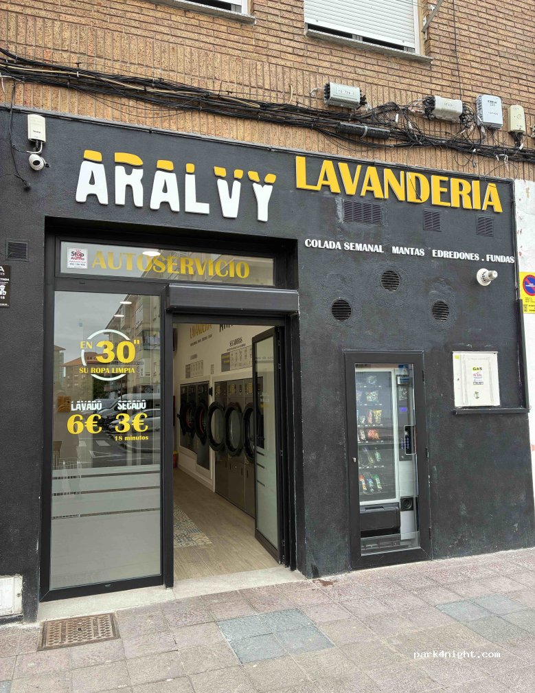 (39300) Torrelavega - Avenida del Valle de Cabuérniga — foto 2