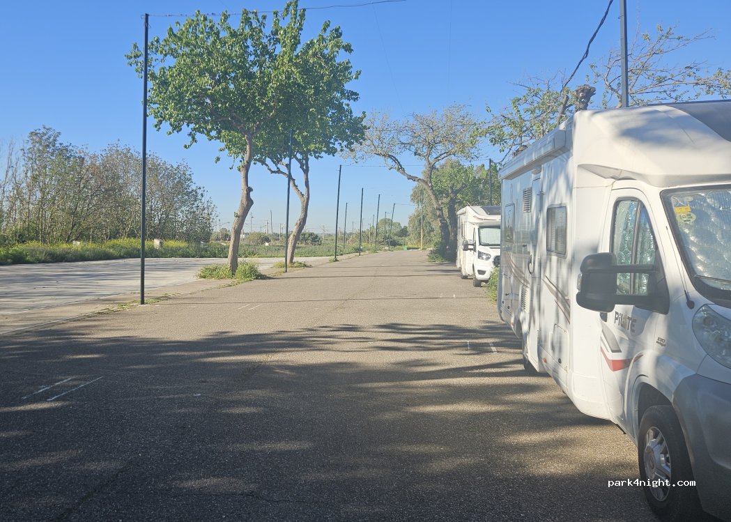 (14720) Almodóvar del Río - Carretera de la Estación — foto 2